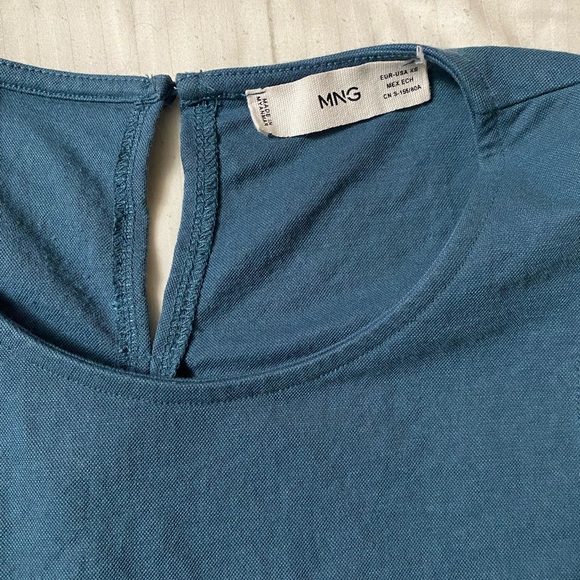 MANGO Flowy Top - Picture 3 of 3